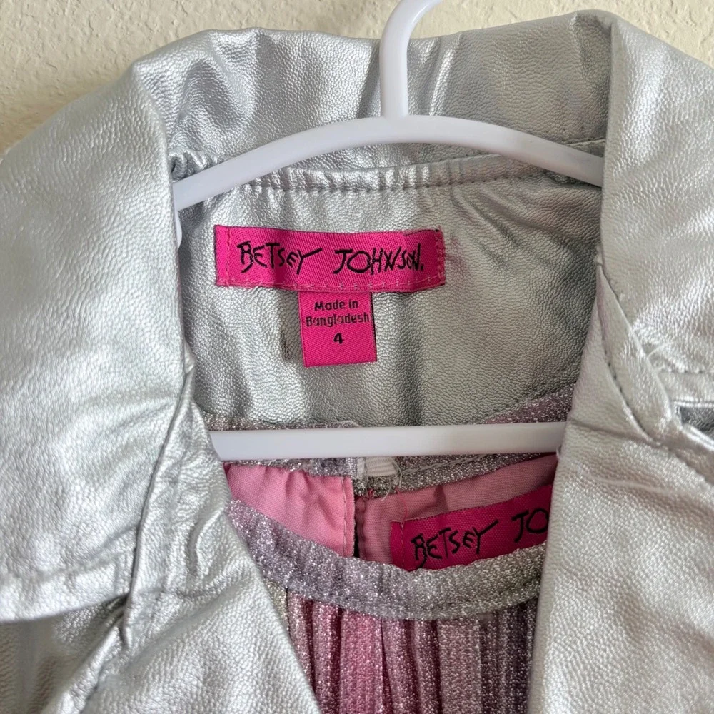 Betsey Johnson betsey johnson